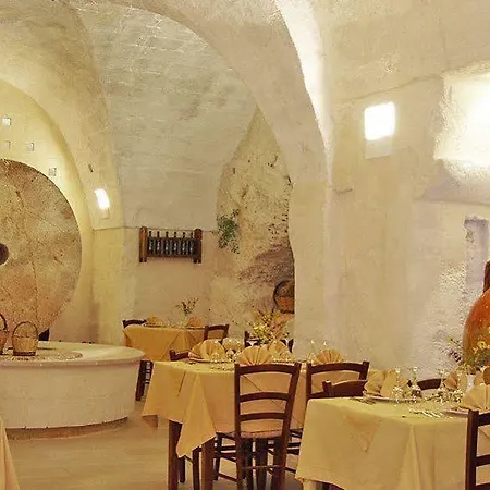 Masseria L'antico Frantoio Hotel 3*